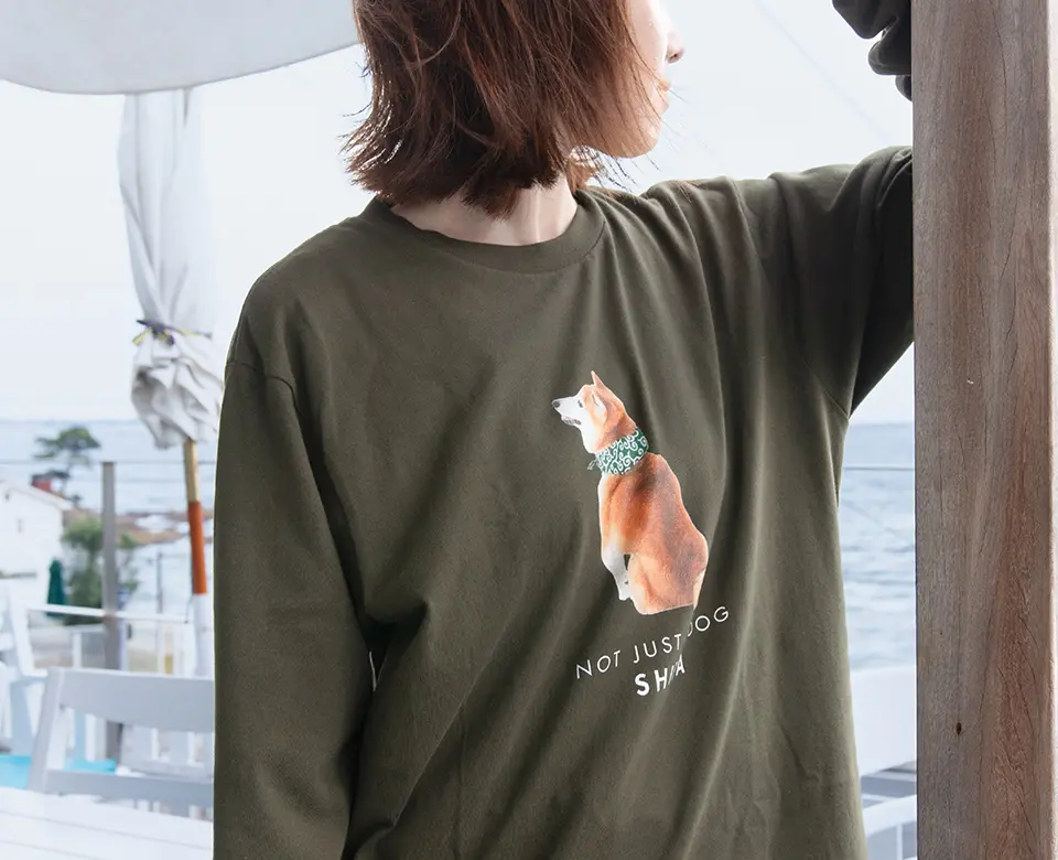 長袖Tシャツ